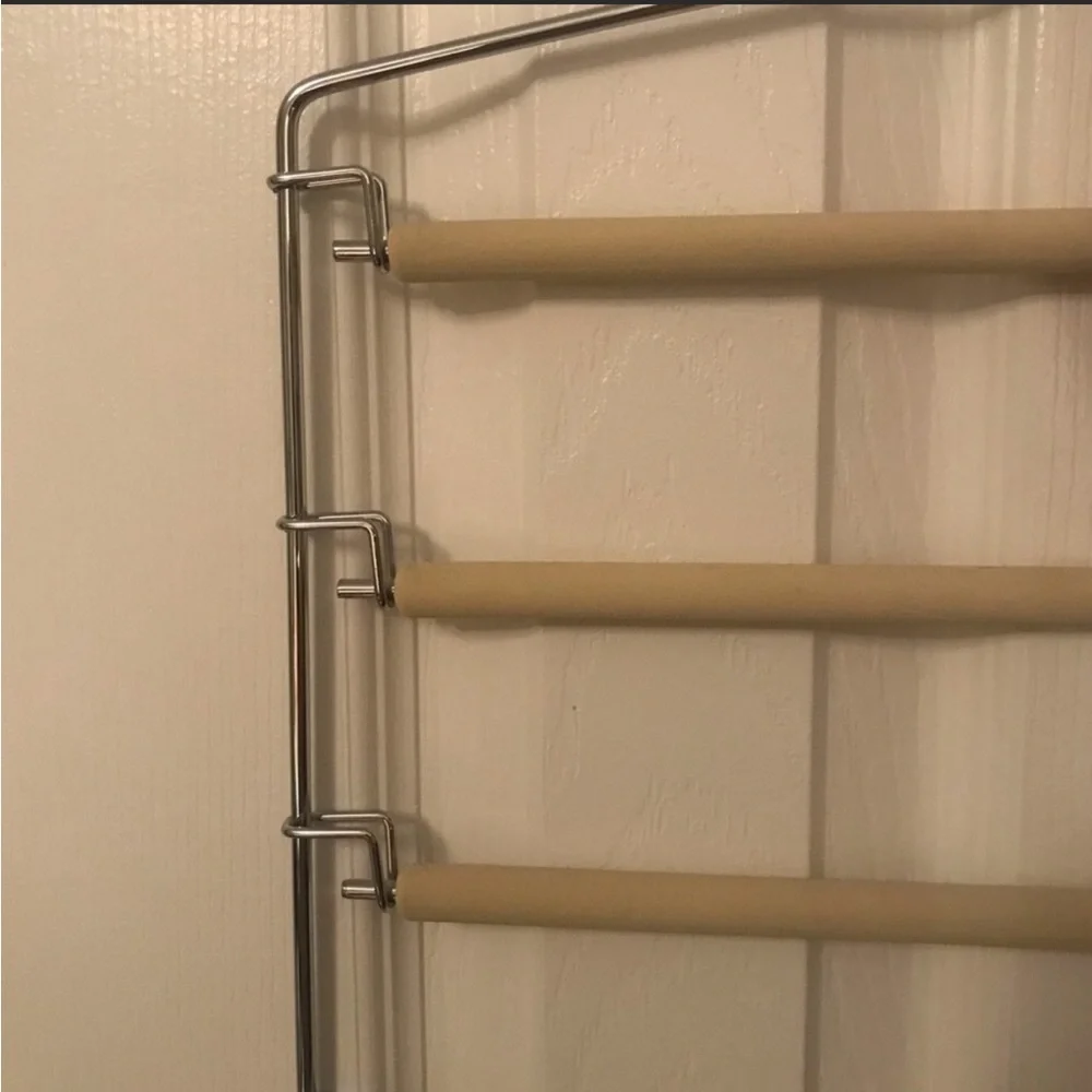 👖 hanger - 5 bars holds 5 pants! Closet space saver!